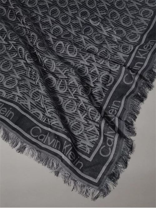 MONOGRAM JACQUARD SCARF 130X130 CALVIN KLEIN | K60K612707/BEH